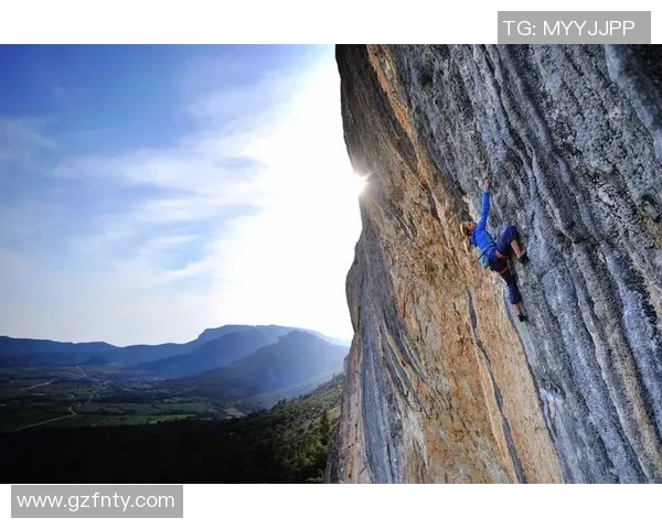 攀岩女神黄娜分享成功秘诀与训练心得的独家专访